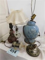 Deco crystal dresser lamp w/frilly shade - blue