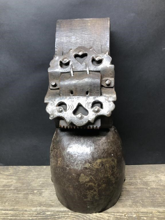 Unique Treasures and Finds Online Estate Auction