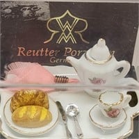 Reuters Breakfast Tray, porcelain, Germany