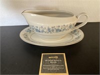 Towne House Sonnet Made In Japan Gravy Boat