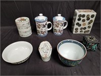 Group of porcelain pieces some marked world market