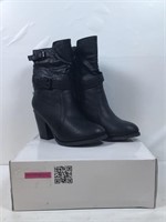 New Daily Shoes Size 7 Black Ankle Boots