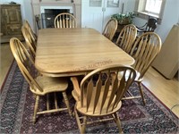 Amish Oak Dinning Table
