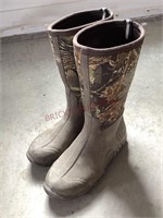 Size 13/13.5 Muck Boots