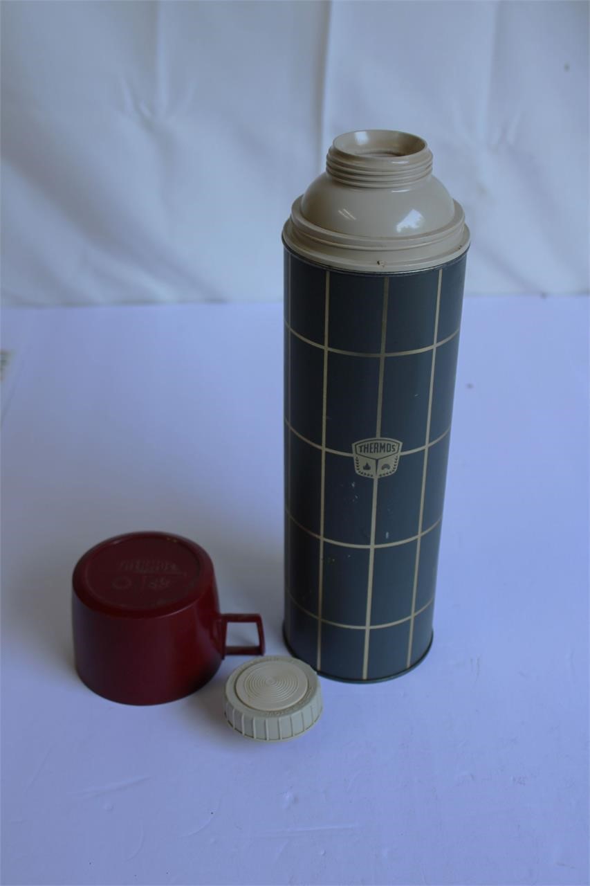 1960's King Seeley Style # 2434 Thermos