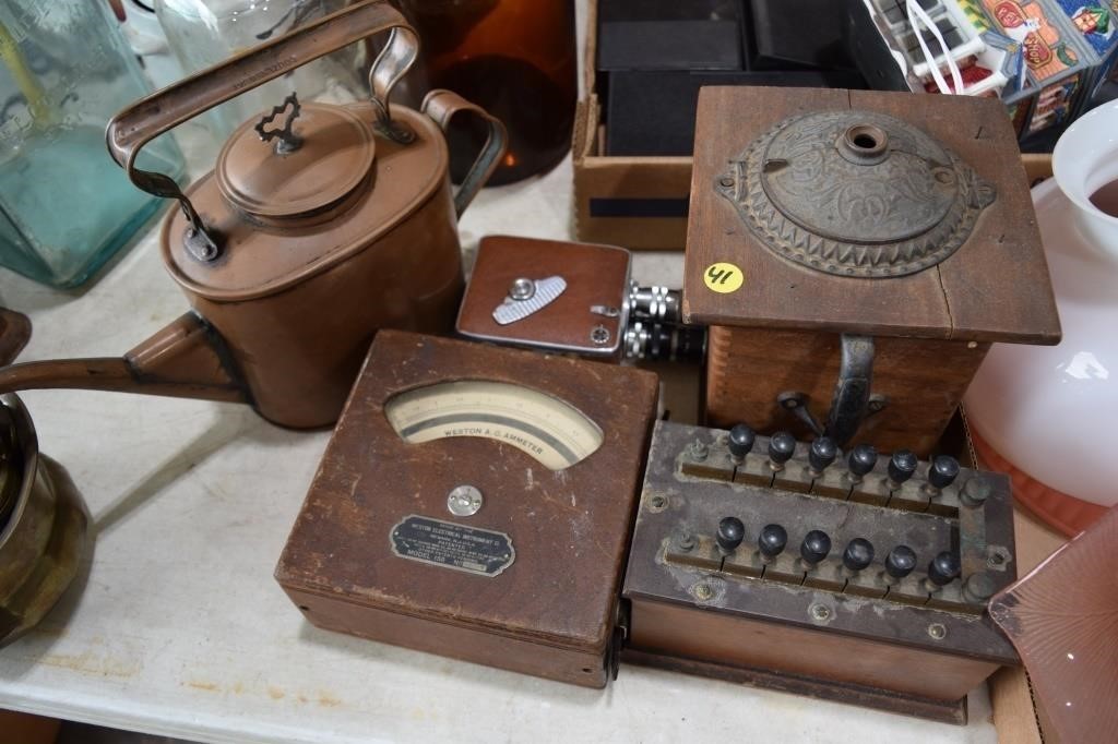 COFFEE GRINDER & WATER TIN