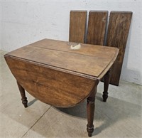 Walnut drop leaf table with 3 leaves 42"58"29"