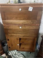 Vintage Dresser/Cabinet