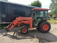 KUBOTA L3710 COMPACT TRACTOR, 774 OPERATING HOURS