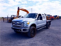 2011 Ford F350 Crew Cab 4WD Flatbed Truck