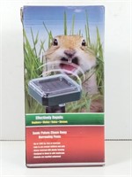 NEW Sonic Pulsing Burrowing Pest Repeller