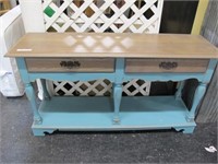 ENTRY BROYHILL PAINTED TABLE