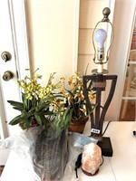 LAMP BASE METAL NO SHADE,SALT LAMP,2 PLANTS