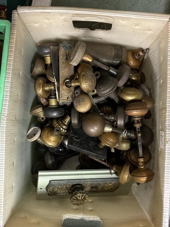 Antique Brass & Copper Door Knobs