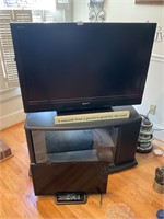 40’’ and 24’’ tvs and stand