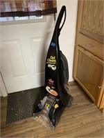 BISSELL 12 AMP PROHEAT CARPET CLEANER