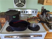 Baking Dishes & Pressure Cooker