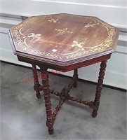 >Octagonal Shaped Side Table, 26x30x26