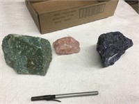 3 colored stones
