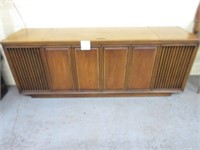 Solid State MCM Radio Record Player Stereo (Works)