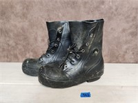 Vtg Military Bata Bunny Boots