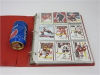 Cartable avec +/- 250 cartes de hockey