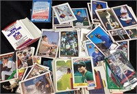 MIXED LOT BASEBALL CARDS