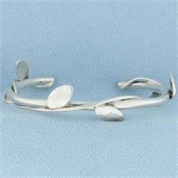 Leaf Vine Design Bangle Bracelet in Sterling Silve