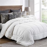 Used- Queen Comforter (88 by 88 inches)