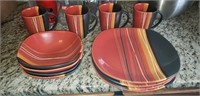 Home trends set of 4 cups, bowls & plates