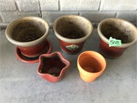 clay flower pots
