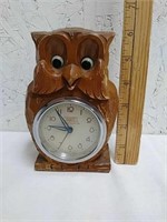 Vintage wooden owl wind up doddo clock from