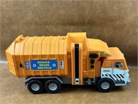 Tonka Garbage Department Recycle Truck