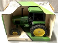 John Deere 2755 utility tractor