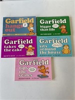 5 Garfield Comic Books
