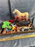 Miscellaneous plastic animal figurines