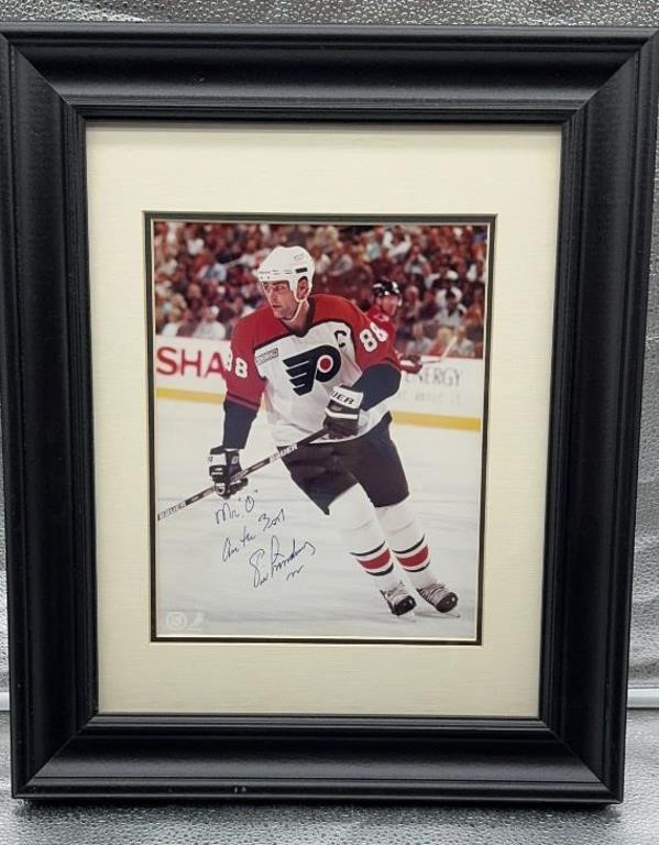 15x17in signed Eric Lindros framed picture