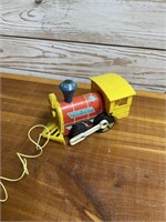 VINTAGE FISHER PRICE PULL BEHIND TRAIN TOY