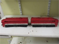 2 Lionel engines