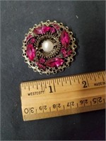 Vintage pink rhinestones brooch very pretty