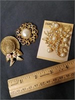 Three vintage pins one is straw hat with roses