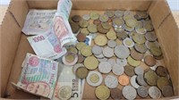Assorted foreign currency lot