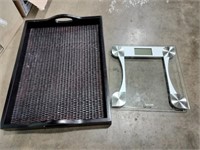 Serving tray and weight scale