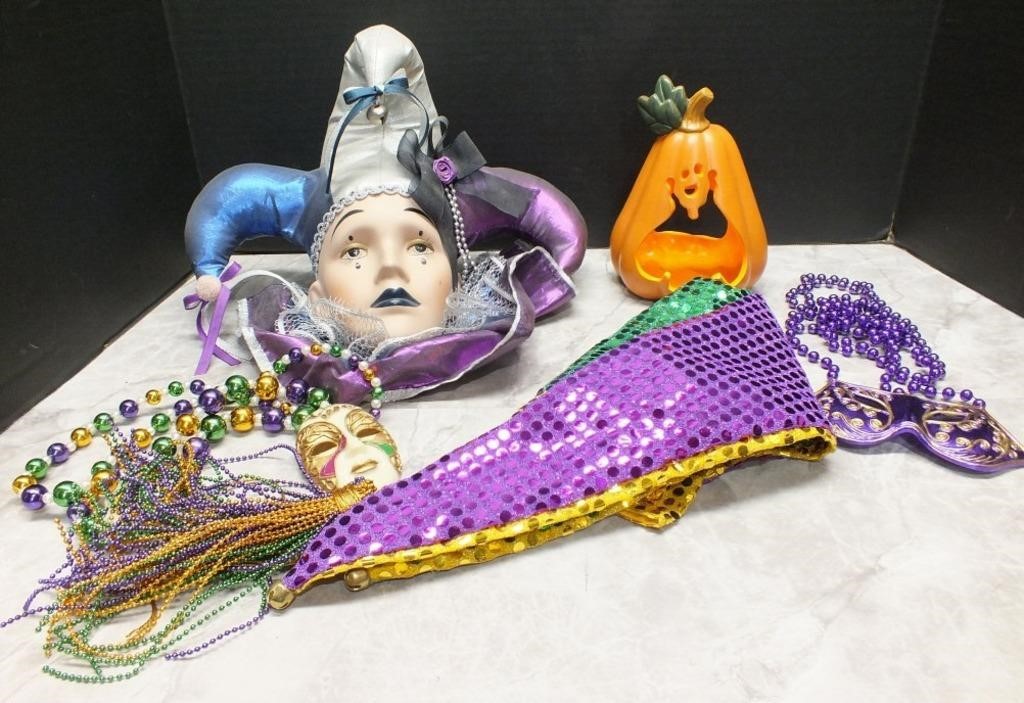 MARDI GRAS HAT, BEADS & MASK