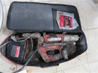 Milwaukee M12 Cordless Grease Gun