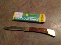 NEW COLLECTIBLE KNIFE