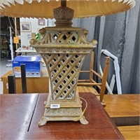 Heavy Metal Lattice Style Table Lamp