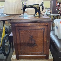 Antique Singer Sewing Machine Cabinet