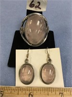 Pair of amethyst earrings and ring              (K