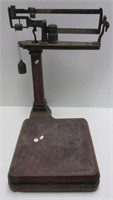 Howe antique general store cast iron scale.